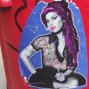 Meet your Posher, Monique